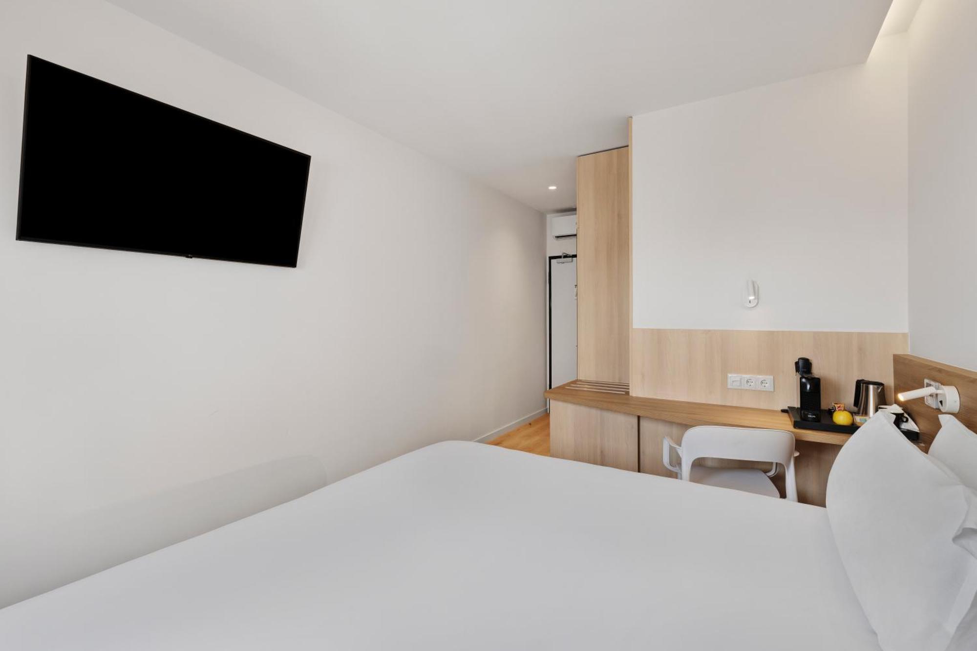 B&B Hotel 维亚纳堡 外观 照片