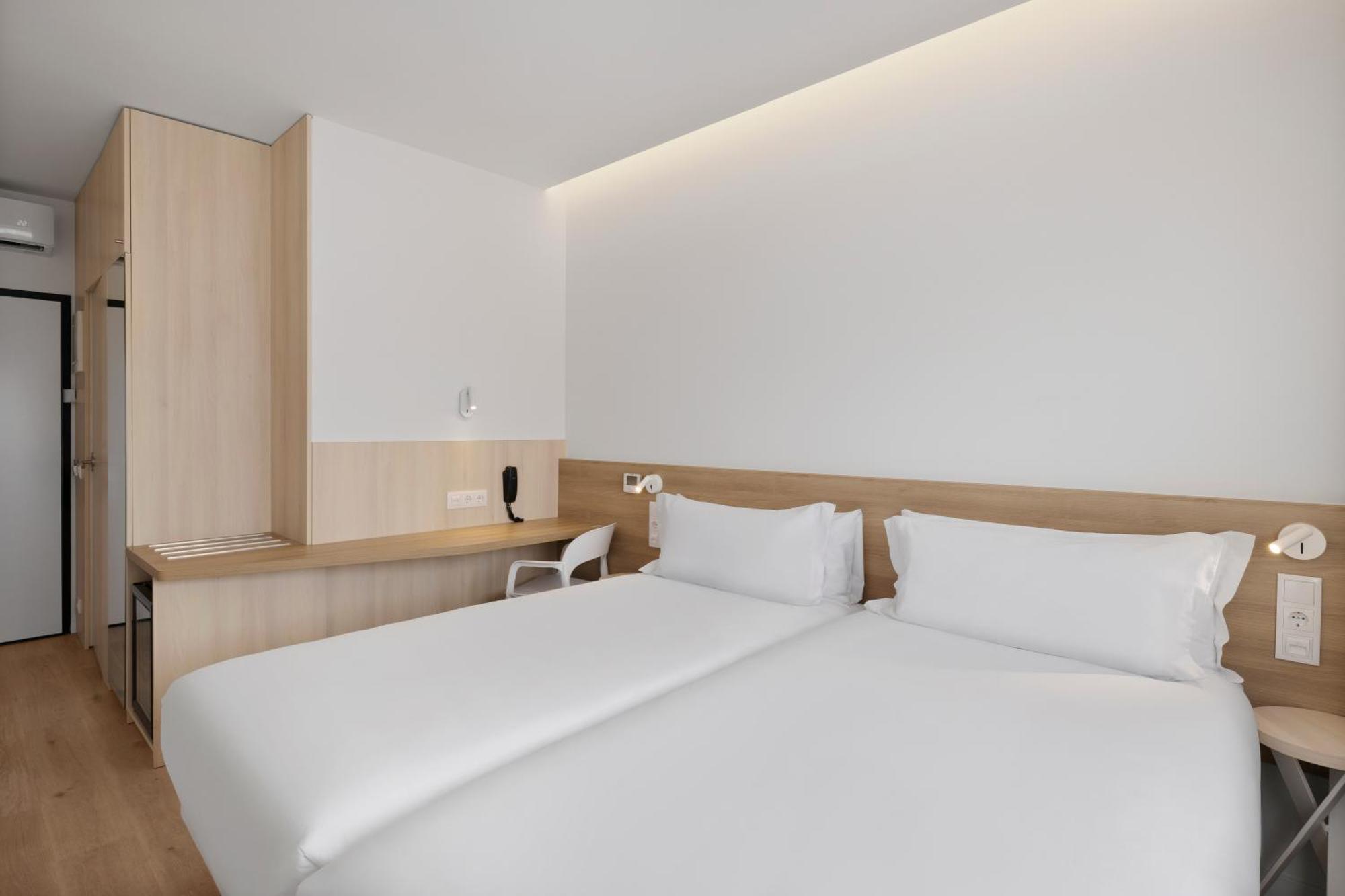 B&B Hotel 维亚纳堡 外观 照片