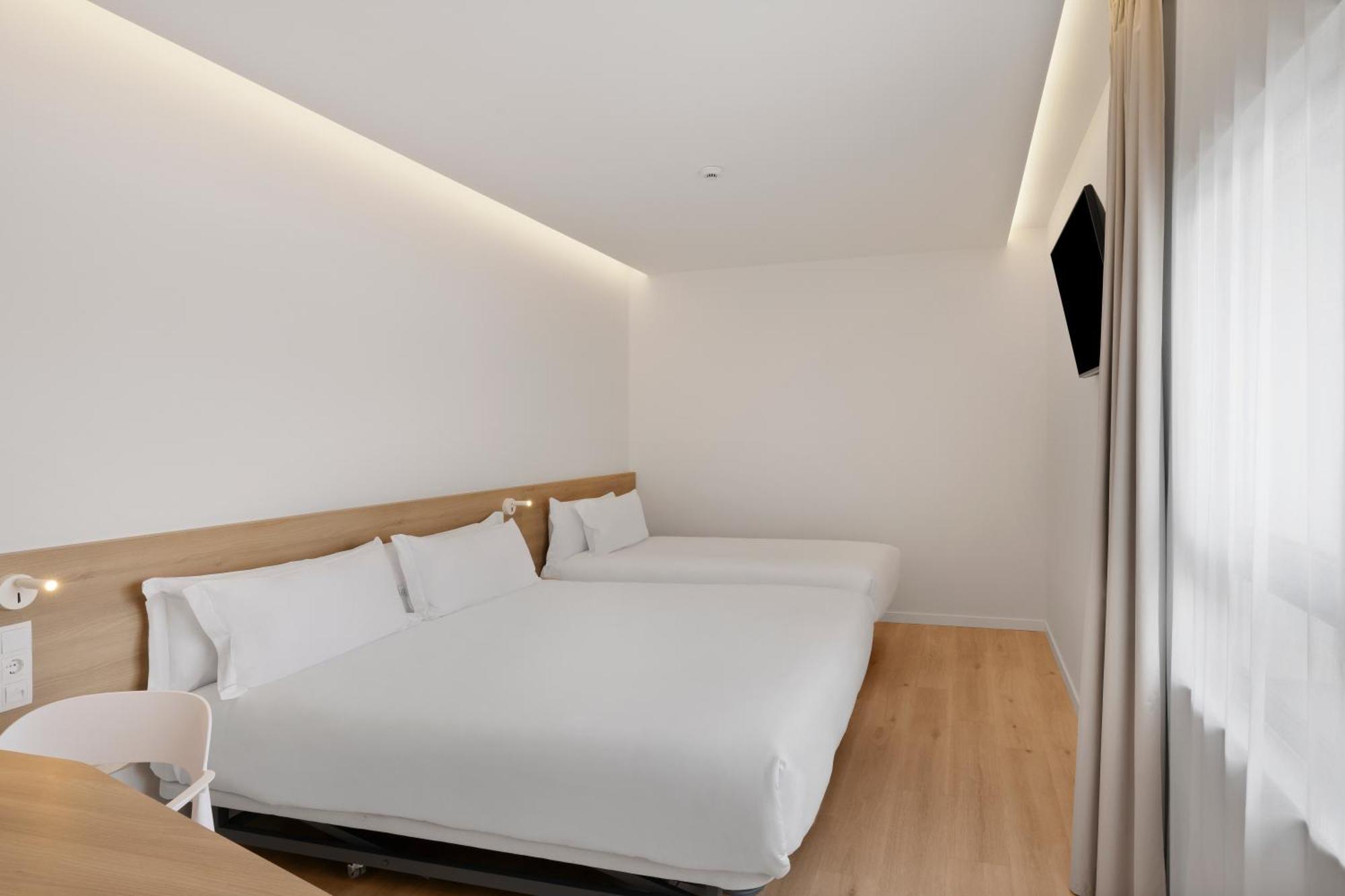 B&B Hotel 维亚纳堡 外观 照片