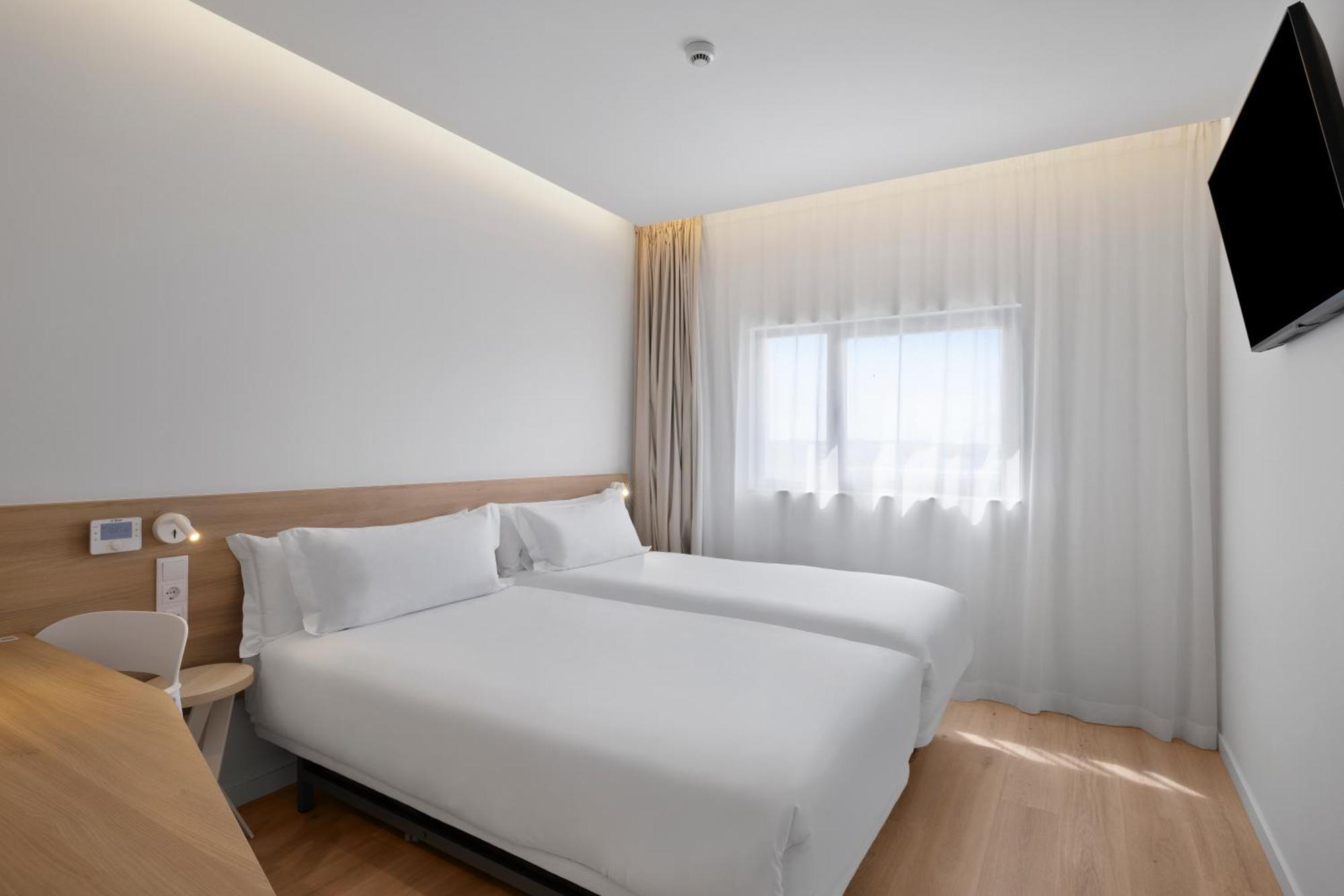 B&B Hotel 维亚纳堡 外观 照片