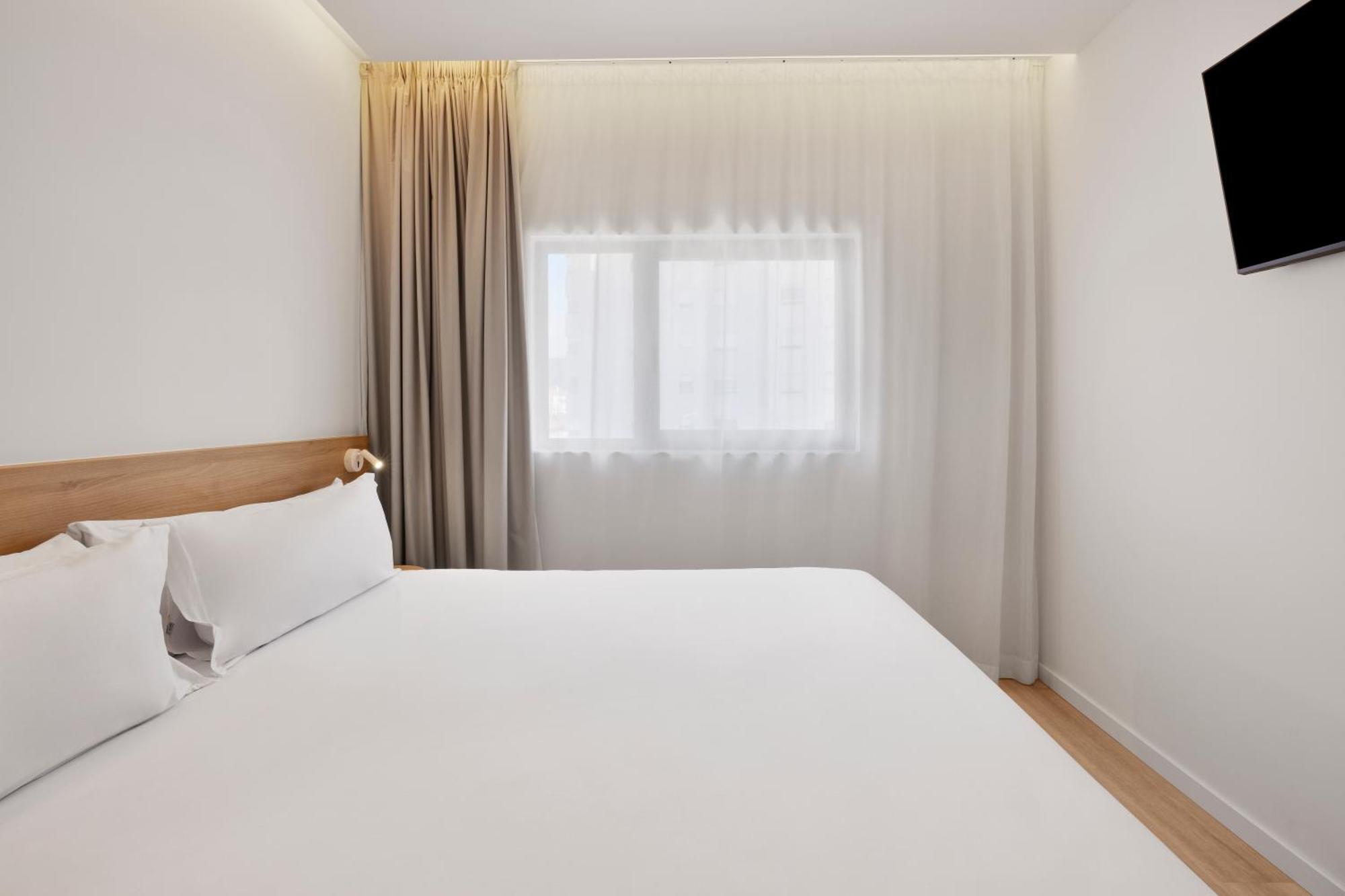B&B Hotel 维亚纳堡 外观 照片
