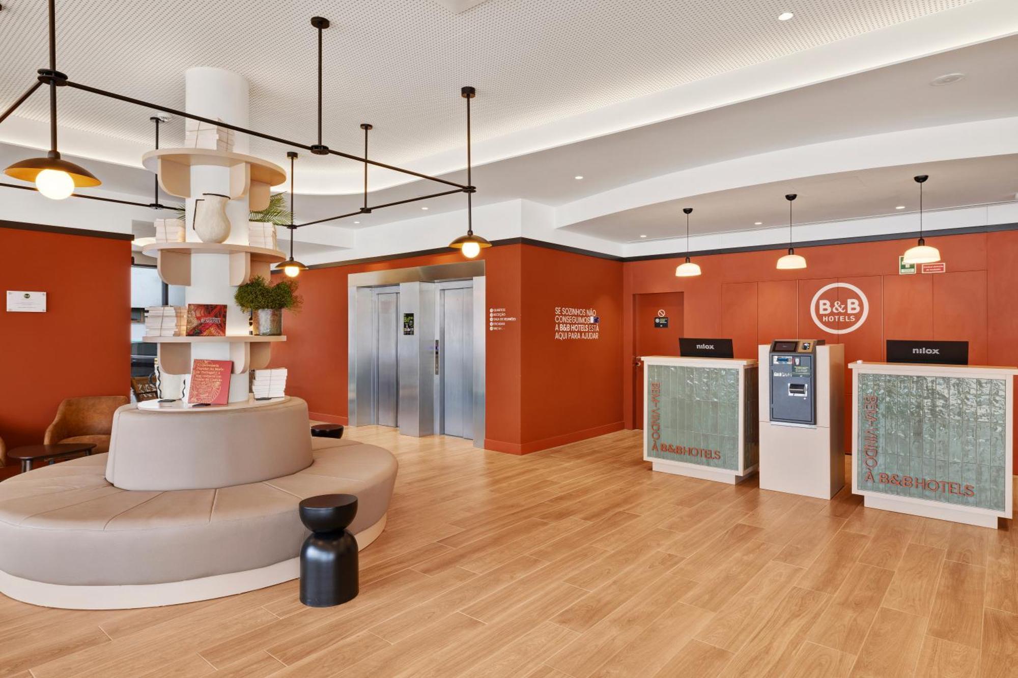B&B Hotel 维亚纳堡 外观 照片
